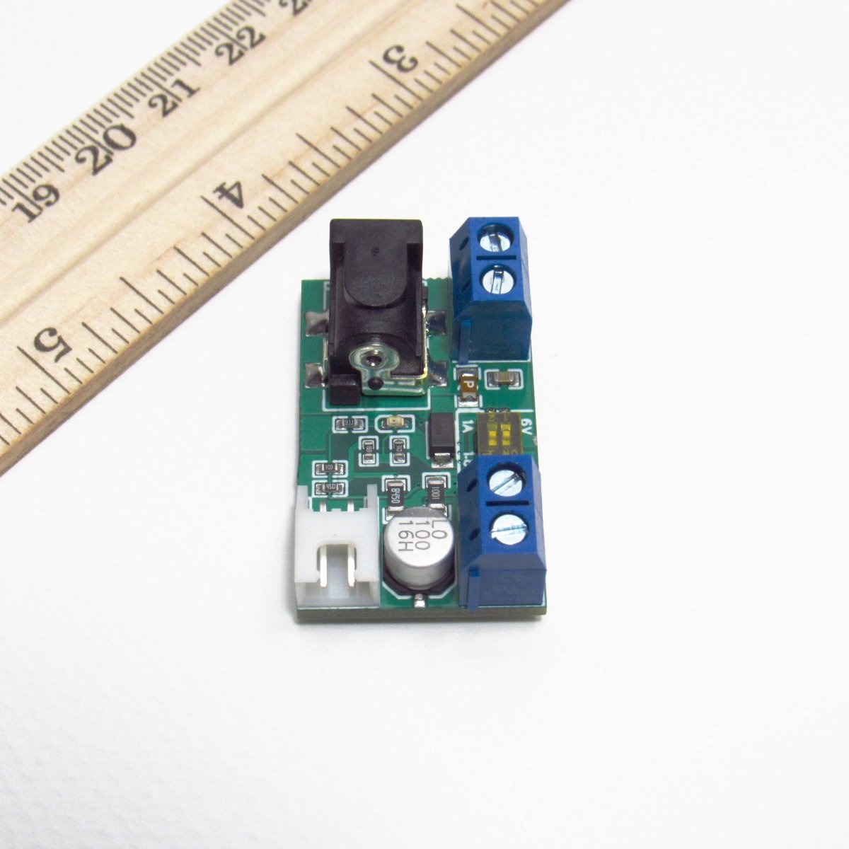 DIY Fuse Advanced. Two - step current and overvoltage protection - Technomancer's Lab, Inc