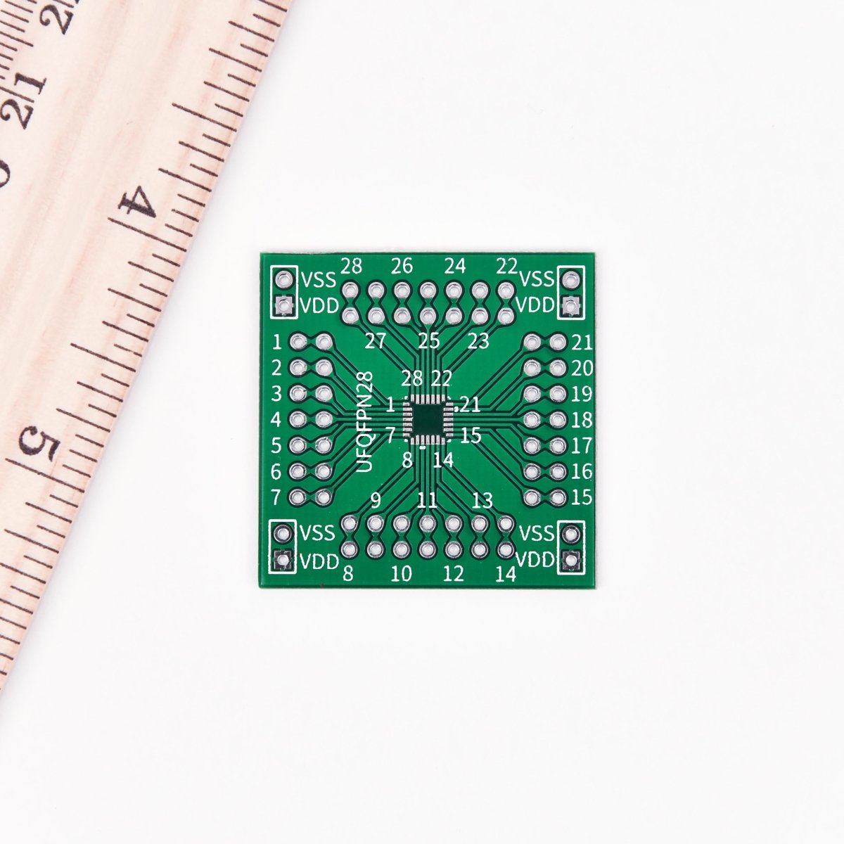 UFQFPN28 Evaluation Board - Technomancer's Lab, Inc