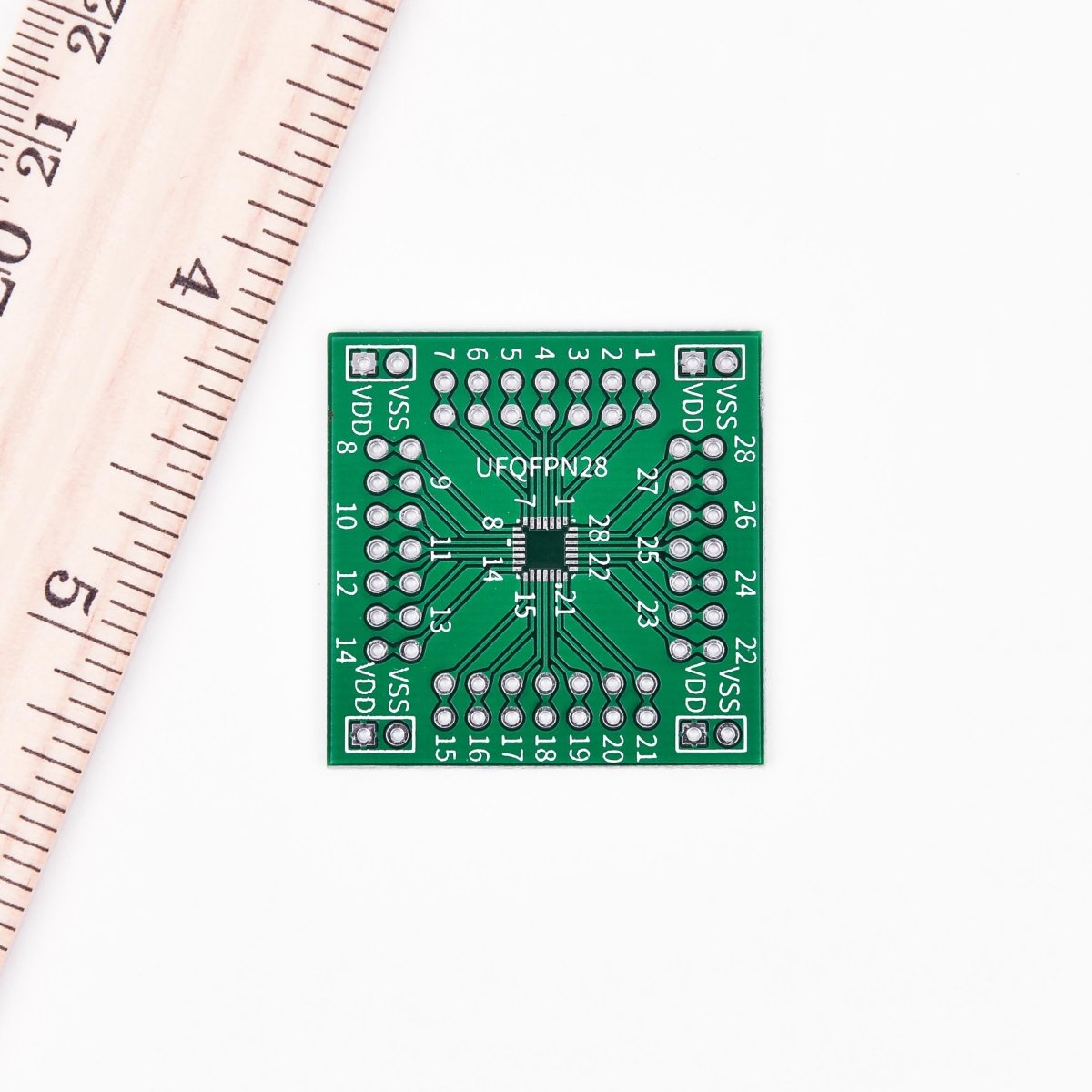 UFQFPN28 Evaluation Board - Technomancer's Lab, Inc